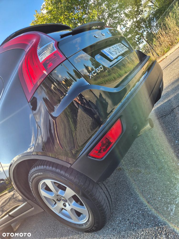 Volvo XC 60 D5 AWD Summum - 10