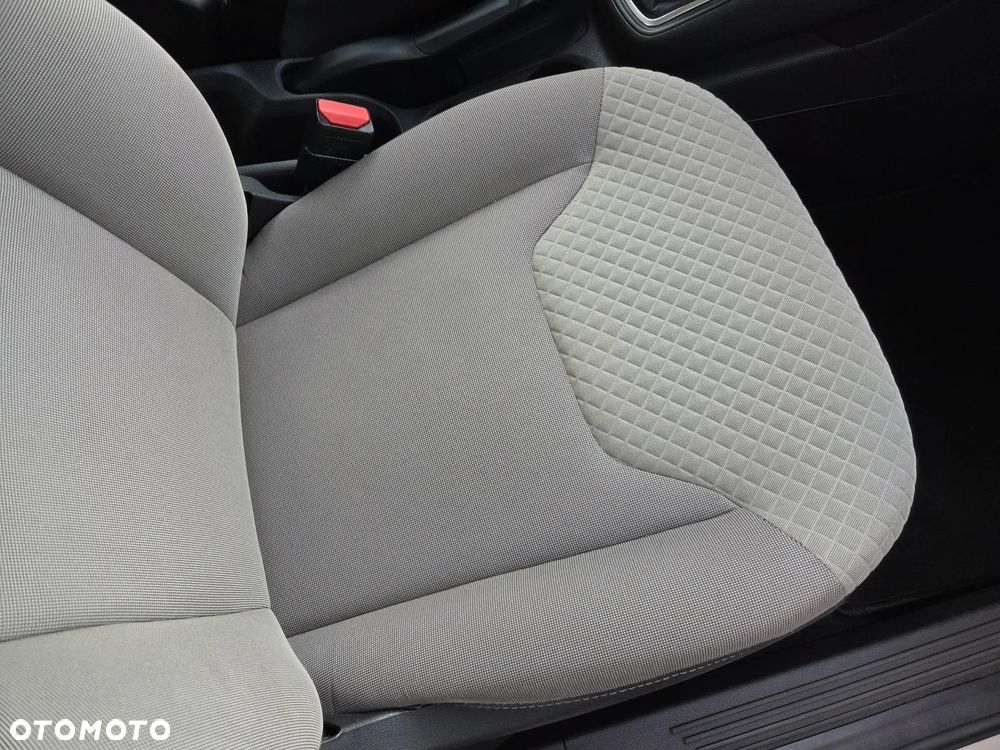 Ford Tourneo Courier 1.5 TDCi Ambiente - 14