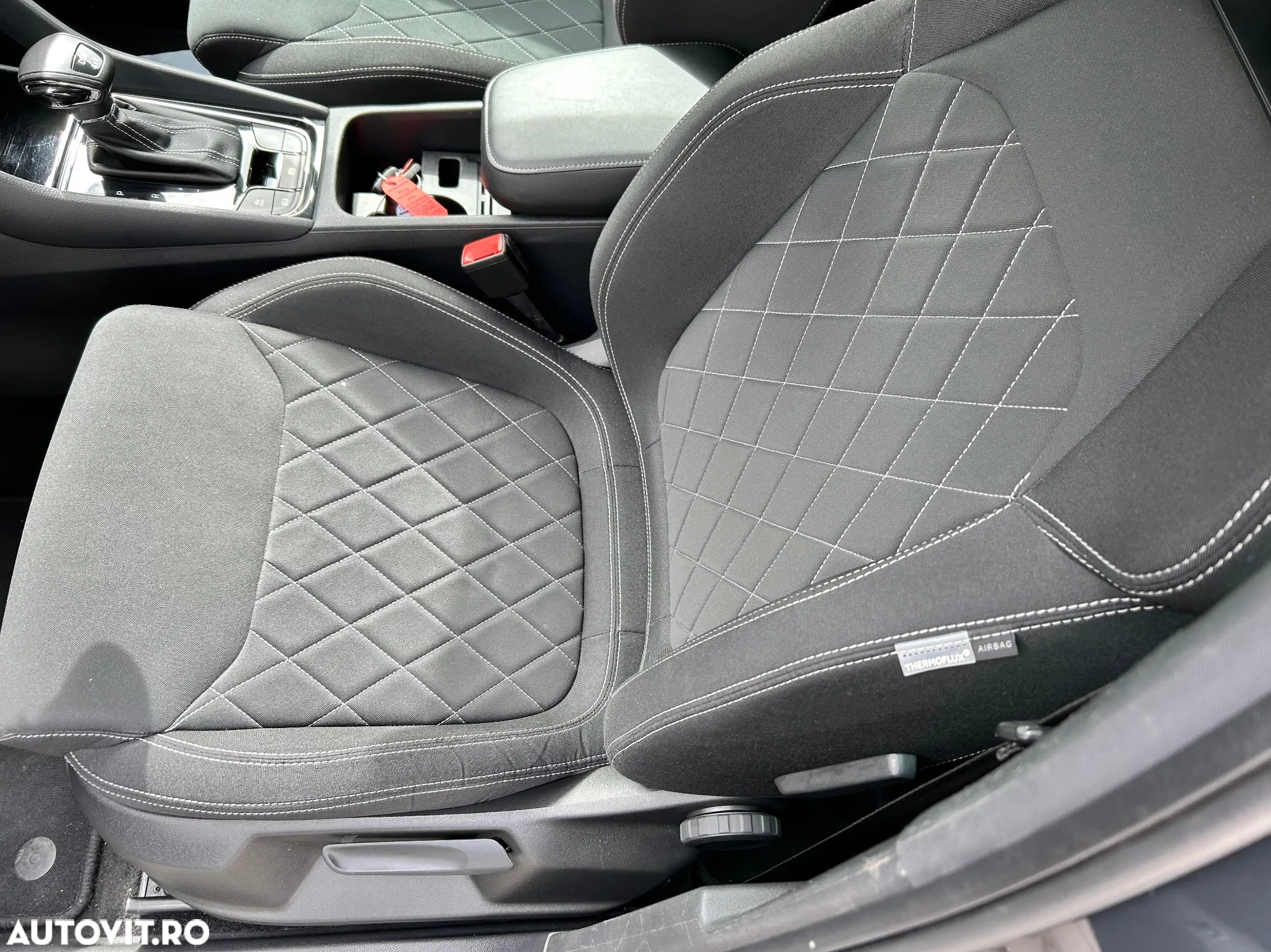 Skoda Karoq 2.0 TDI 4X4 DSG Sportline - 12