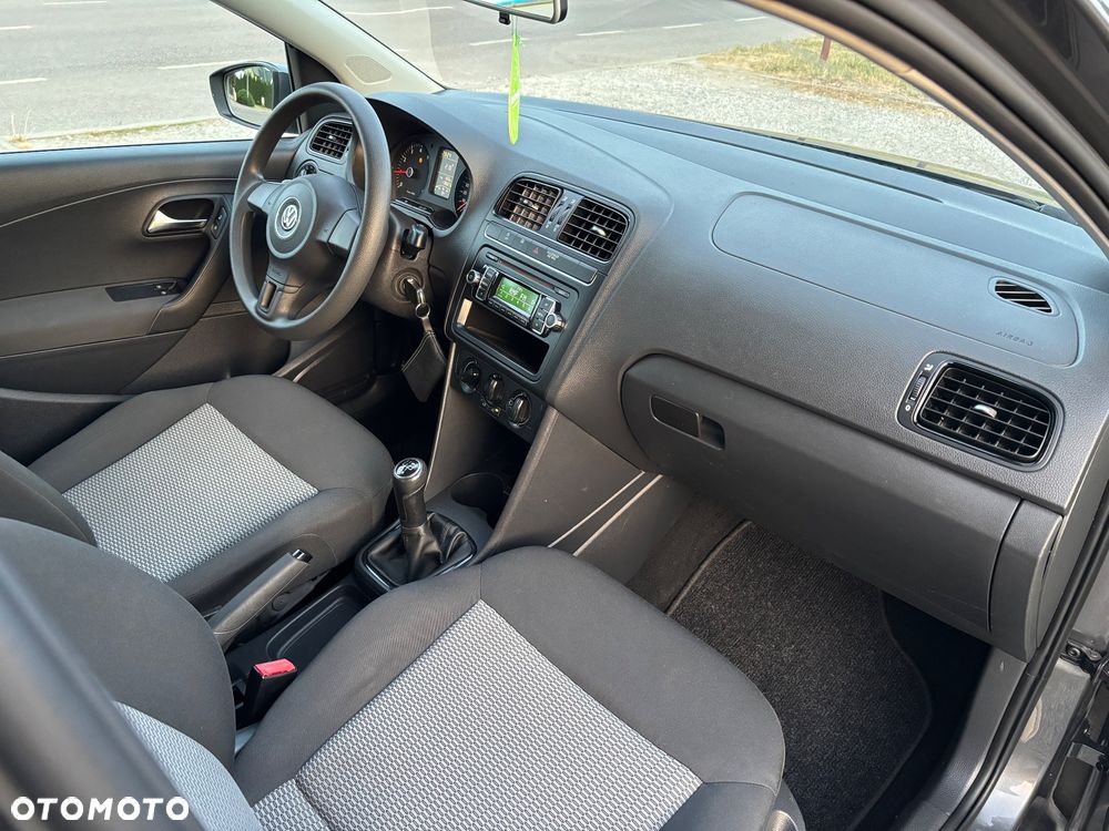 Volkswagen Polo - 11