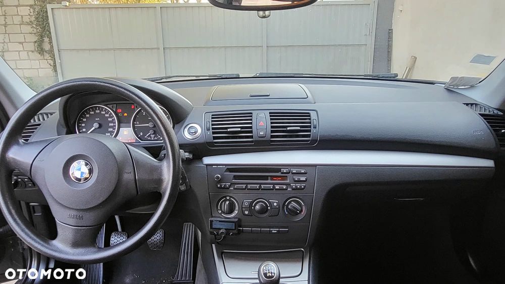 BMW Seria 1 - 17