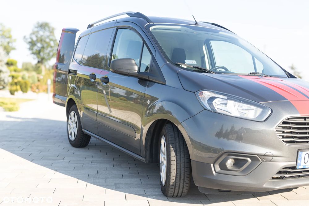 Ford Transit Courier 1.0 EcoBoost Trend - 22