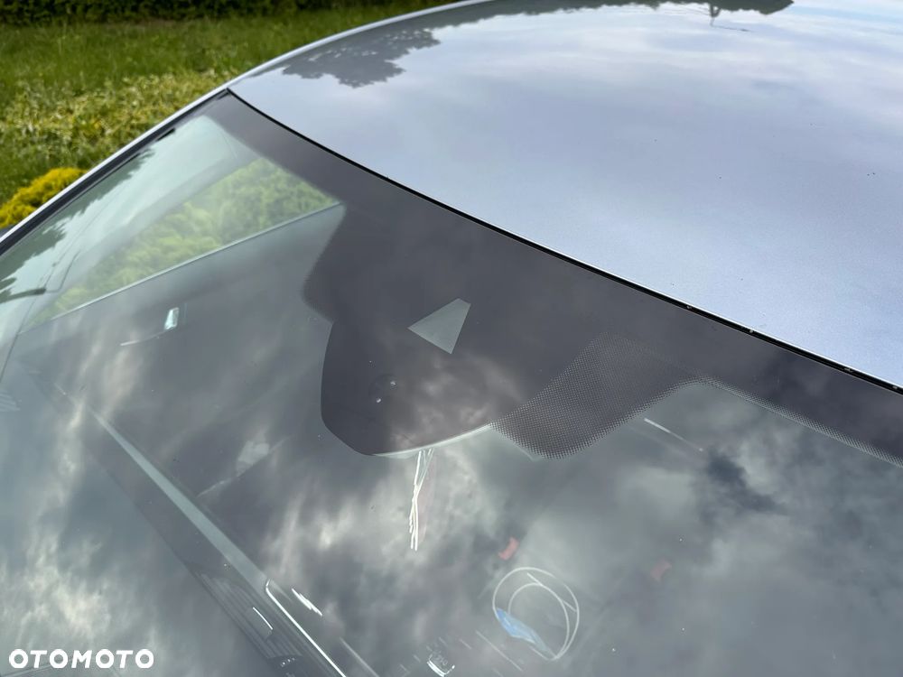 Skoda Superb 2.0 TDI DSG Ambition - 19
