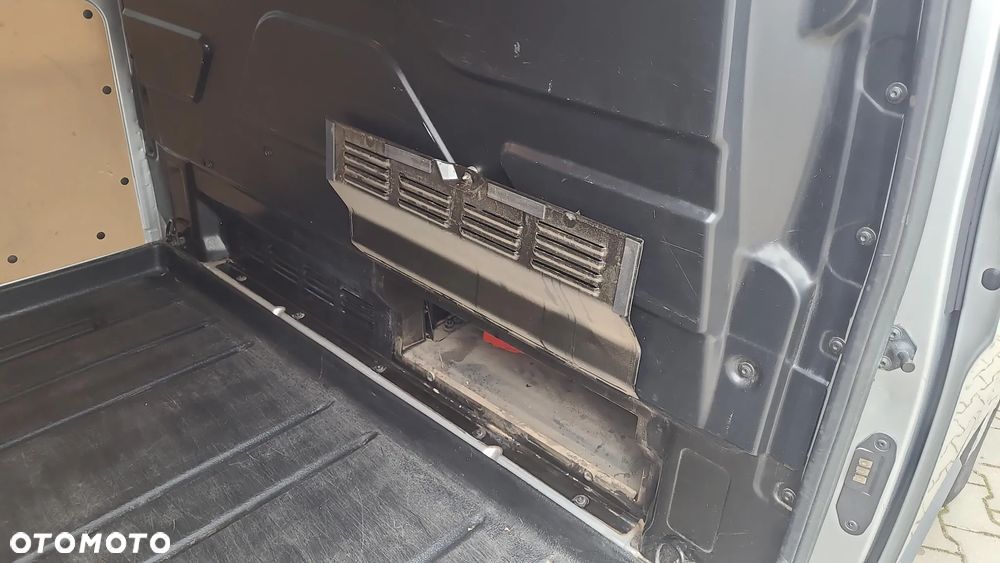 Ford Transit Custom - 28