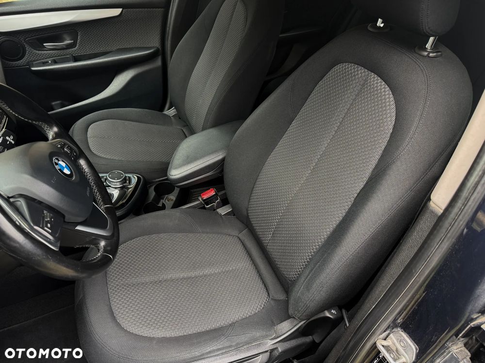 BMW Seria 2 218d Sport-Aut Luxury Line - 38
