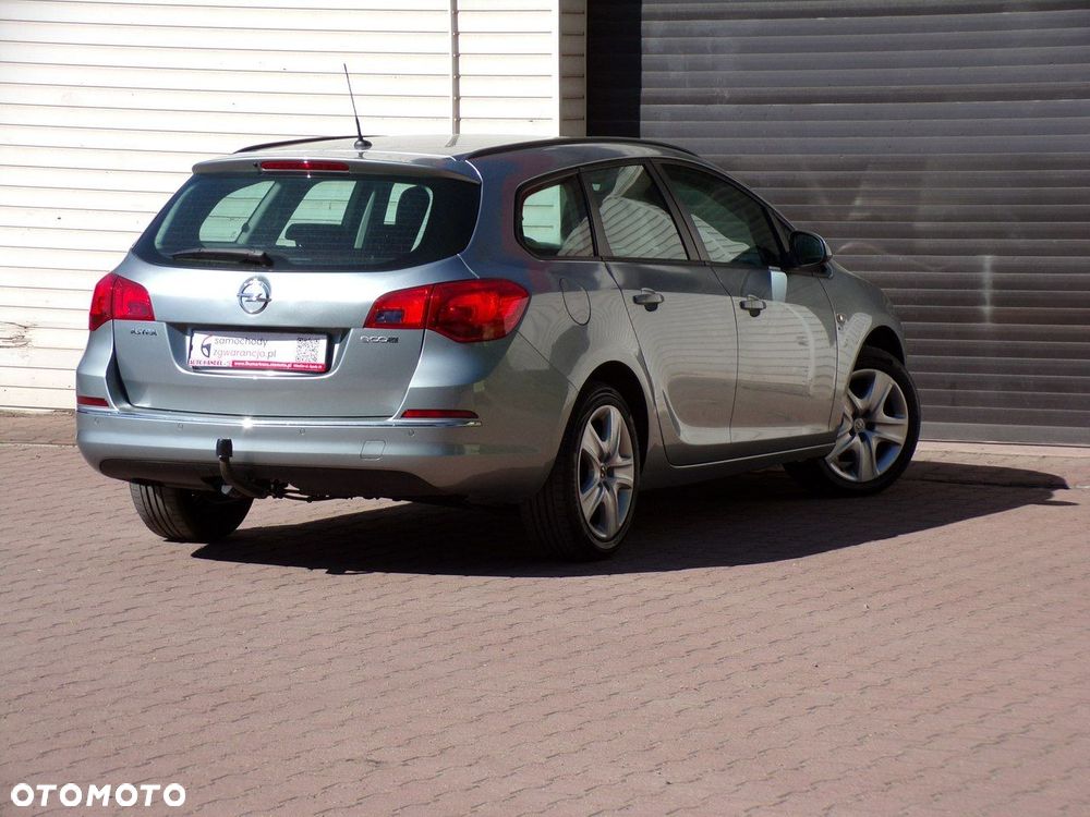 Opel Astra - 13