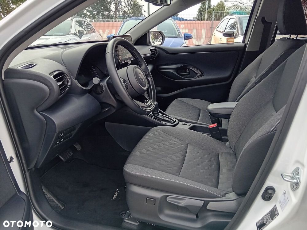 Toyota Yaris Hybrid 1.5 Style - 11
