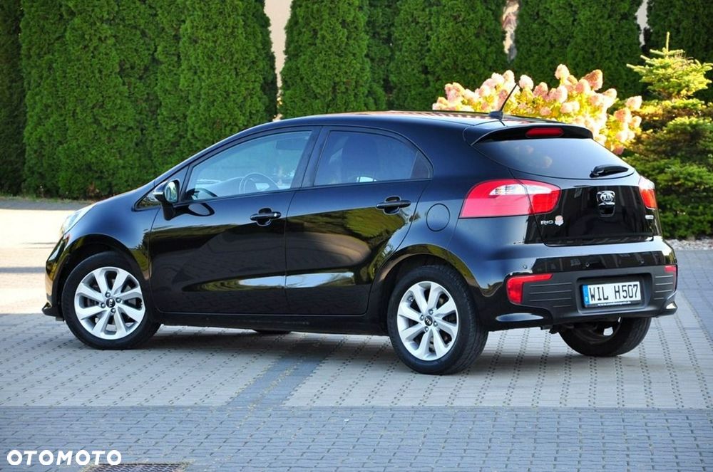 Kia Rio - 21