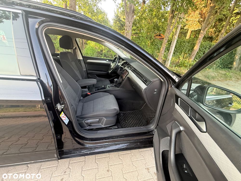 Volkswagen Passat 1.5 TSI EVO Business DSG - 28