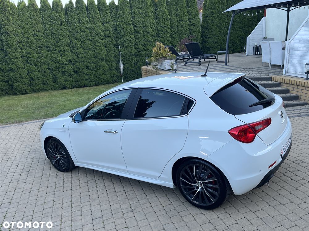 Alfa Romeo Giulietta 1.8 TBi 16V Quadrifoglio Verde - 32