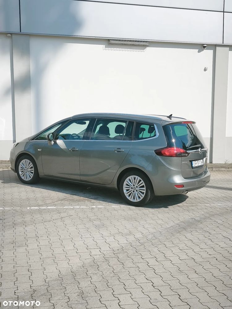 Opel Zafira Tourer 2.0 CDTI Automatik Edition - 4