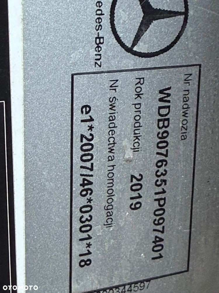 Mercedes-Benz SPRINTER 907 319 - 13