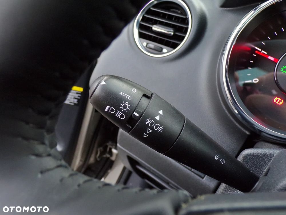 Peugeot 3008 HDi 150 Allure - 21
