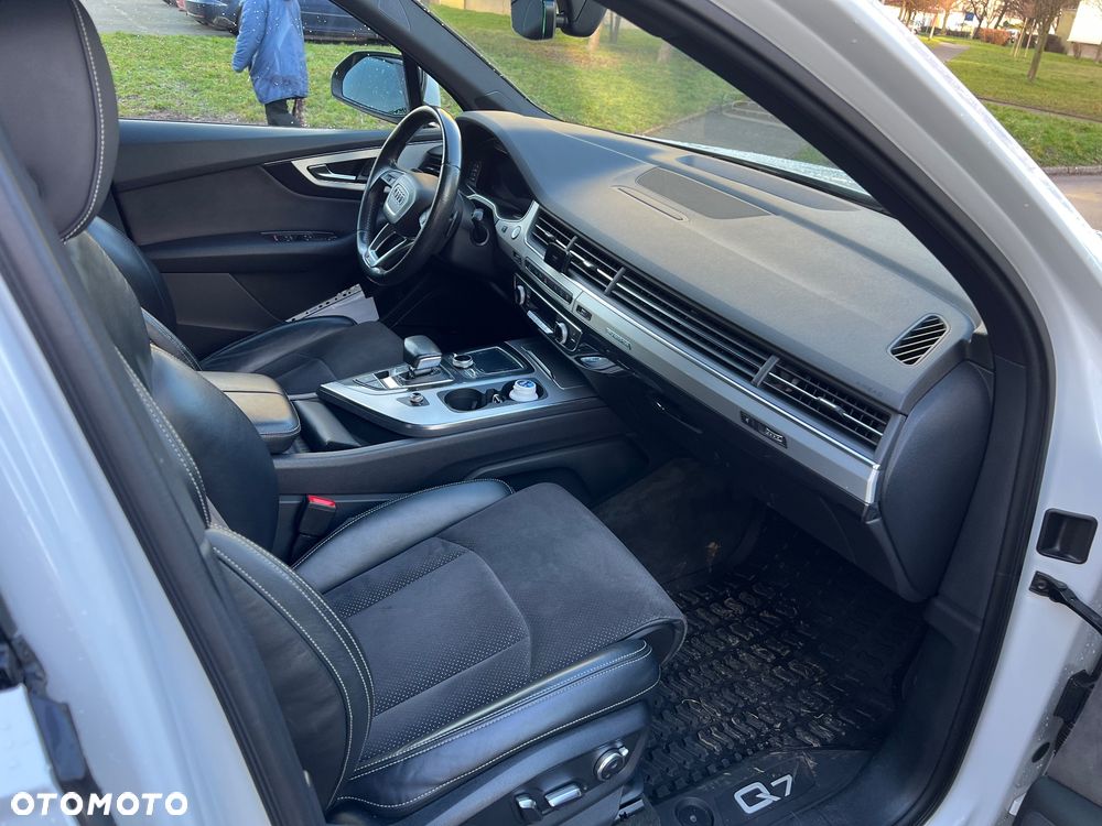 Audi Q7 - 6