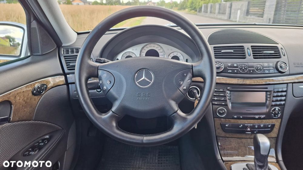 Mercedes-Benz Klasa E 200 Kompressor Automatik Avantgarde - 23