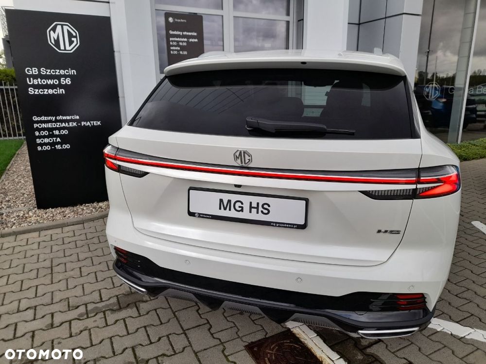 MG HS - 7