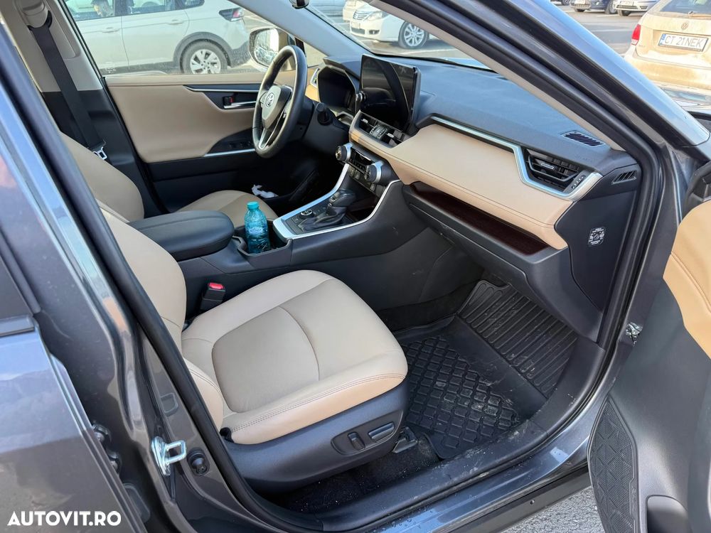 Toyota RAV4 2.5 VVT-iE 4x4 Luxury - 14