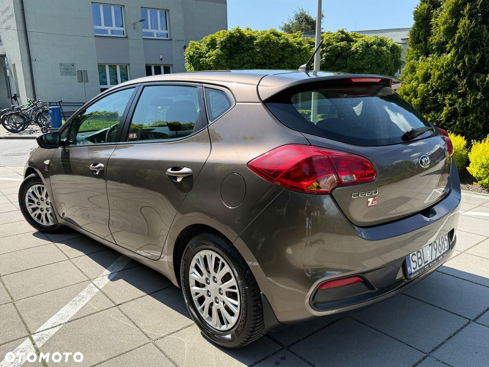 Kia Ceed 1.6 GDI Edition 7 - 4