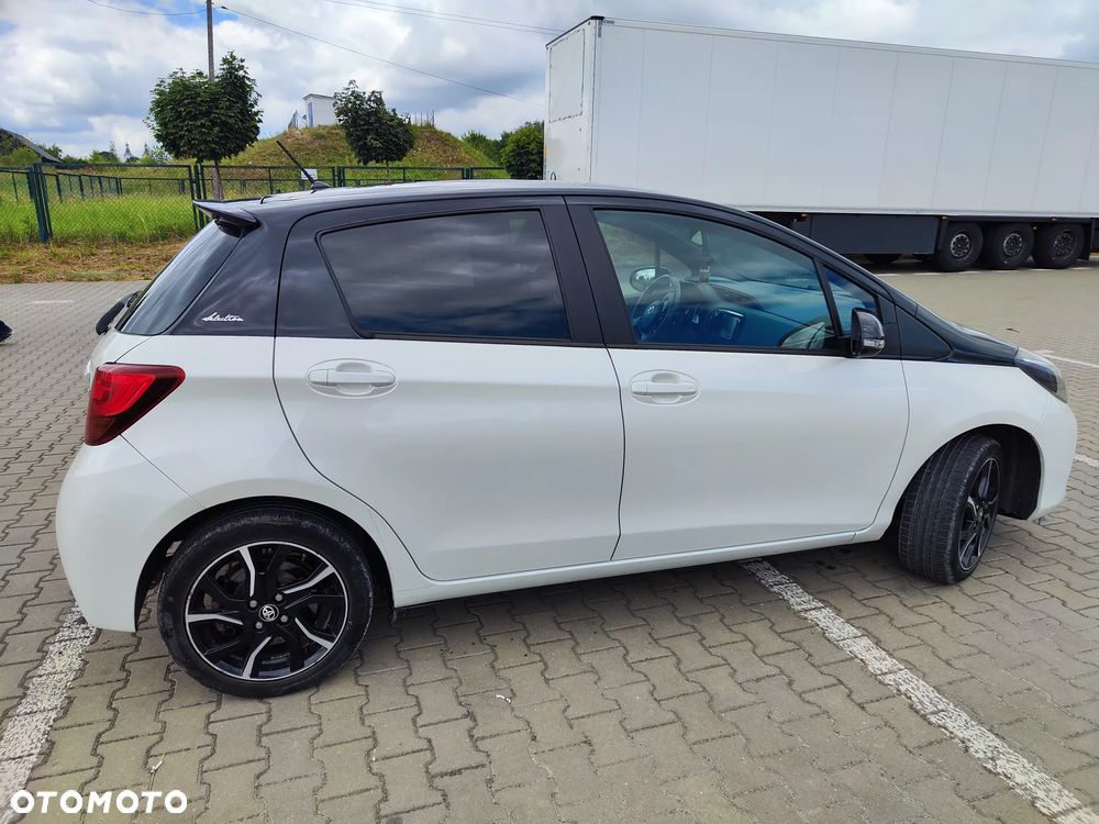Toyota Yaris 1.33 Selection Passion - 4