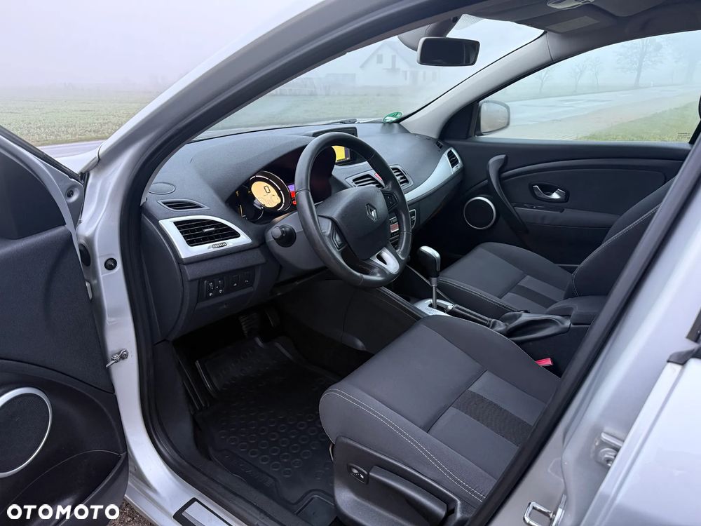 Renault Megane 2.0 140 CVT Dynamique - 9