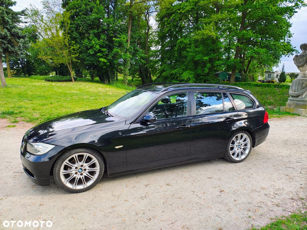 BMW Seria 3 318i - 5