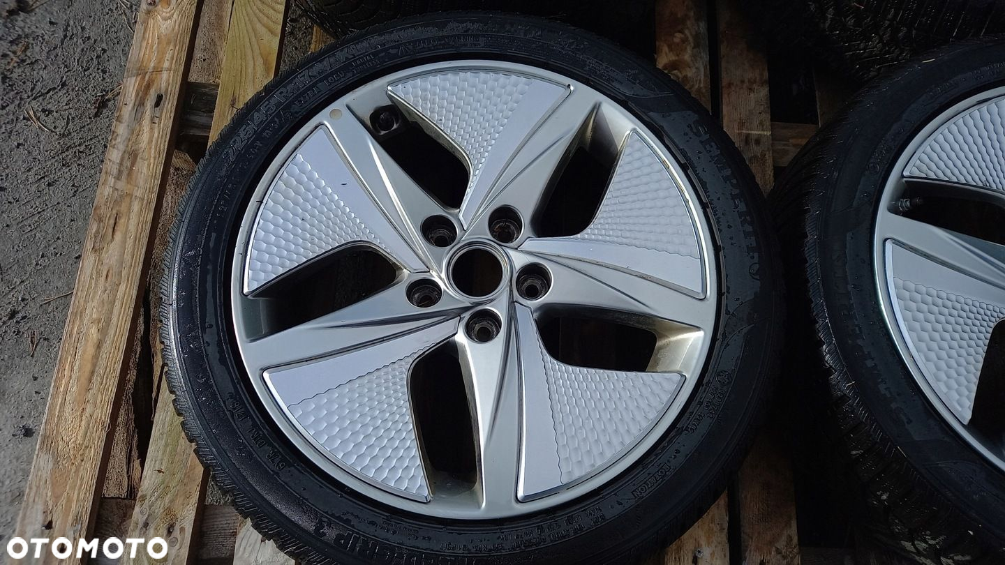 KOŁA 17 225/45/17 FELGI OPONY HYUNDAI IONIQ KONA OE 52910-G2600 semperit - 2