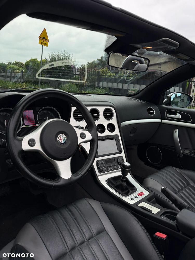 Alfa Romeo Spider 2.2 JTS 16V Exclusive - 14