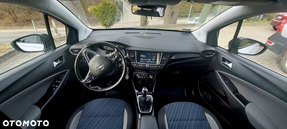 Opel Crossland X 1.2 120 Lat - 37