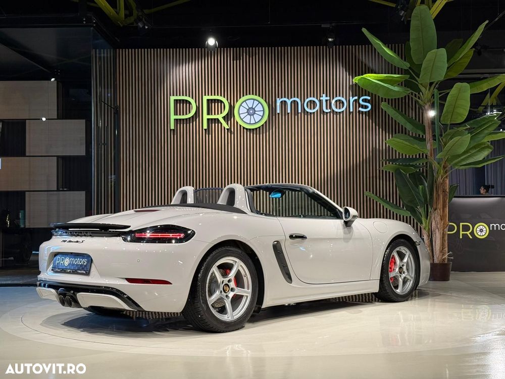Porsche Boxster - 8
