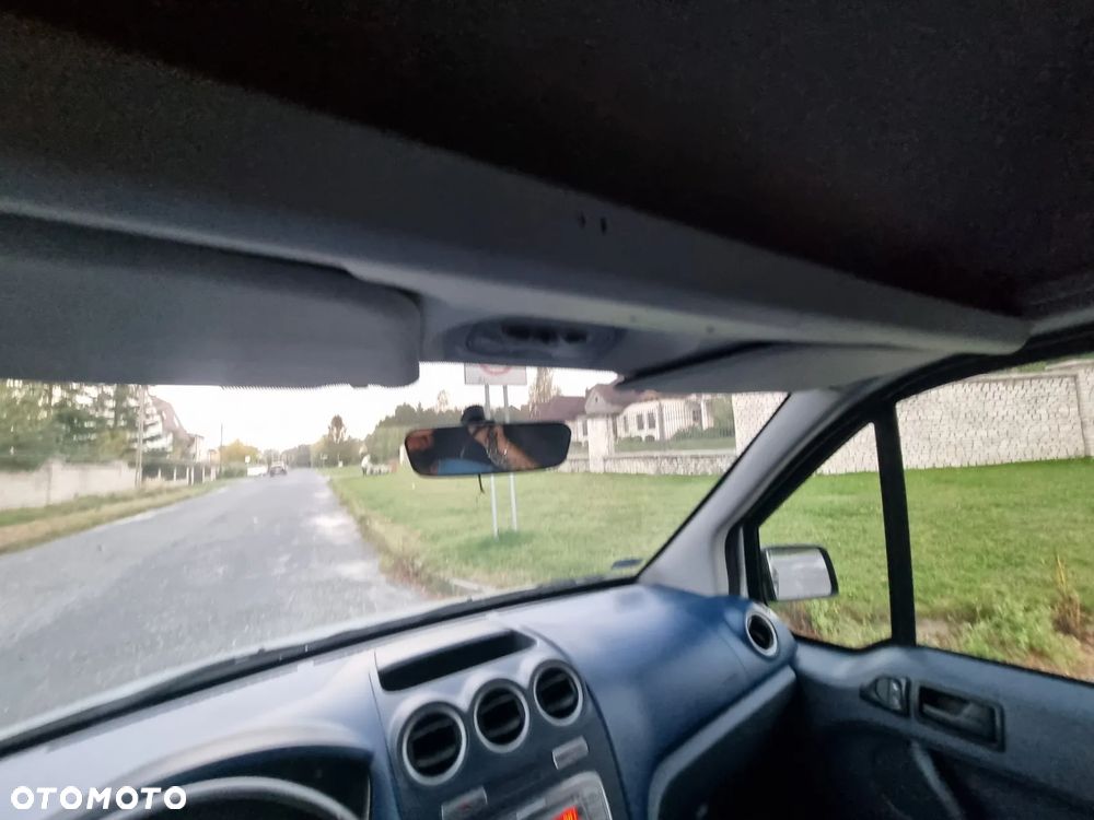 Ford Transit Connect 200 SWB Limited - 40