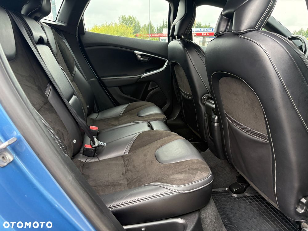 Volvo V40 D2 RDesign - 30