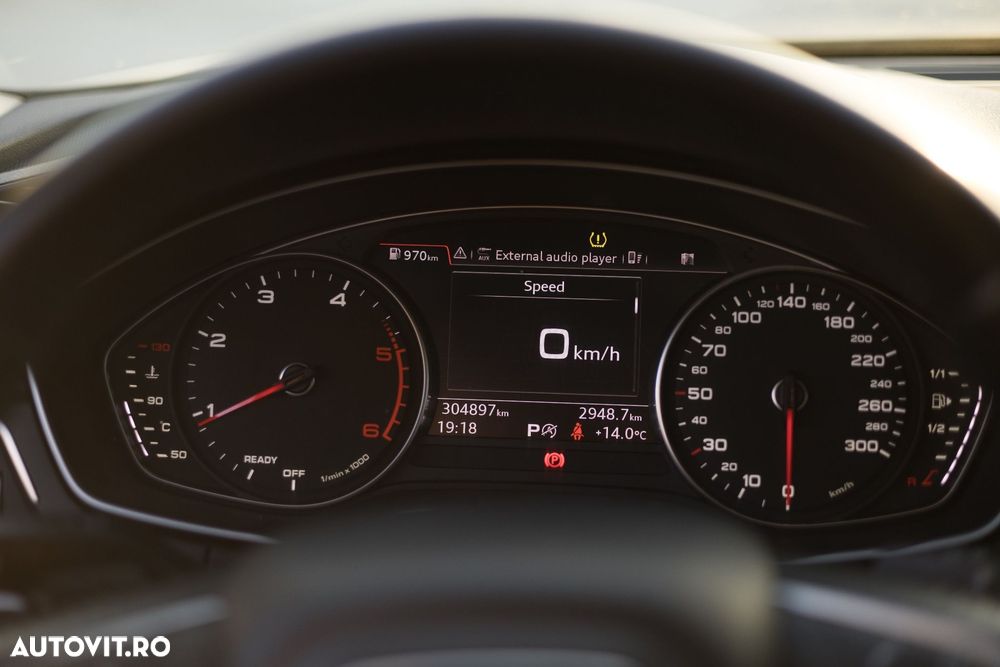 Audi A4 2.0 TDI ultra S tronic - 13