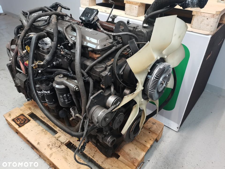Silnik John Deere {6068HRT83A} - 3