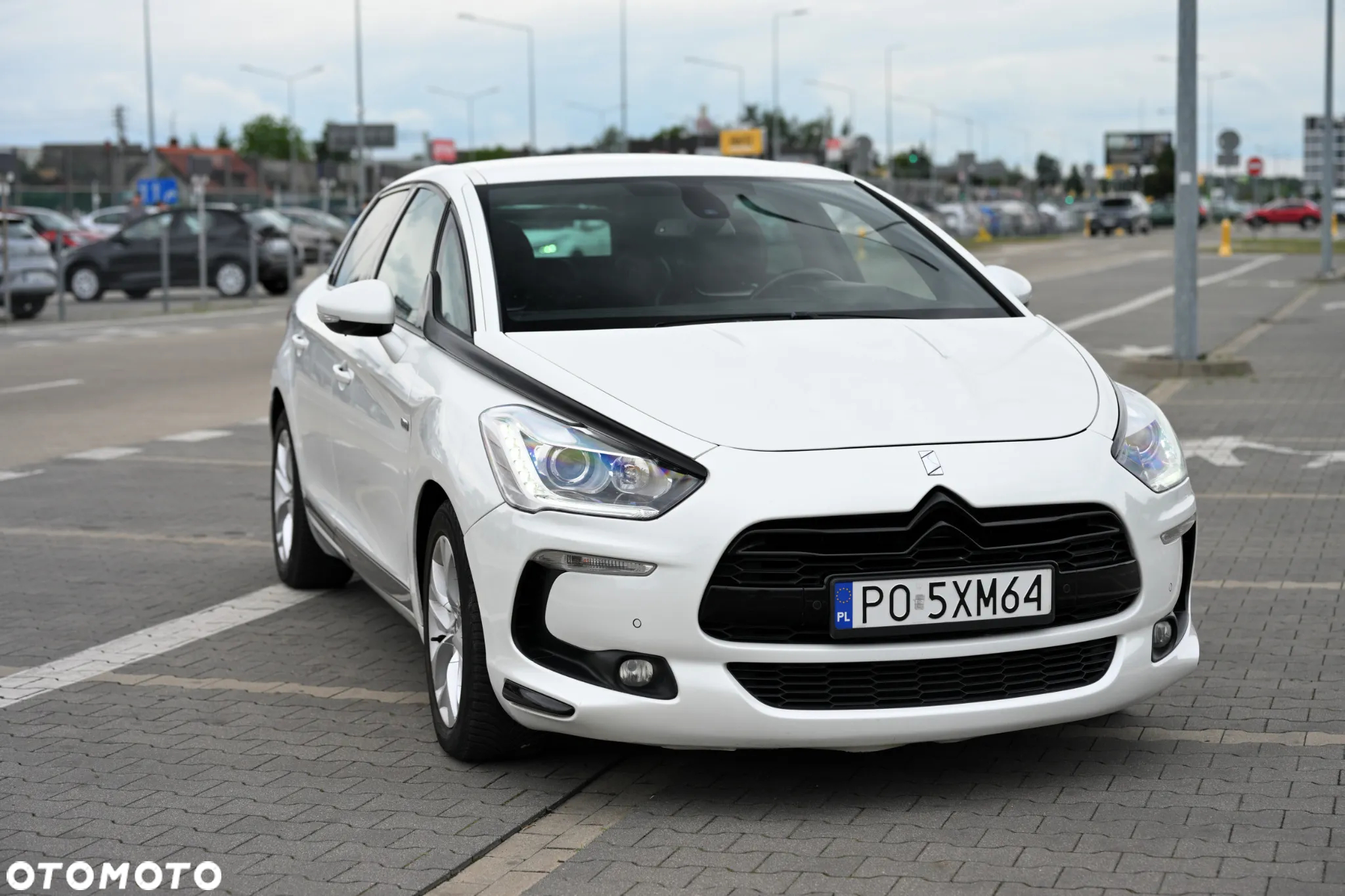 Citroën DS5 2.0 HDi Hybrid4 SoChic MCP - 5