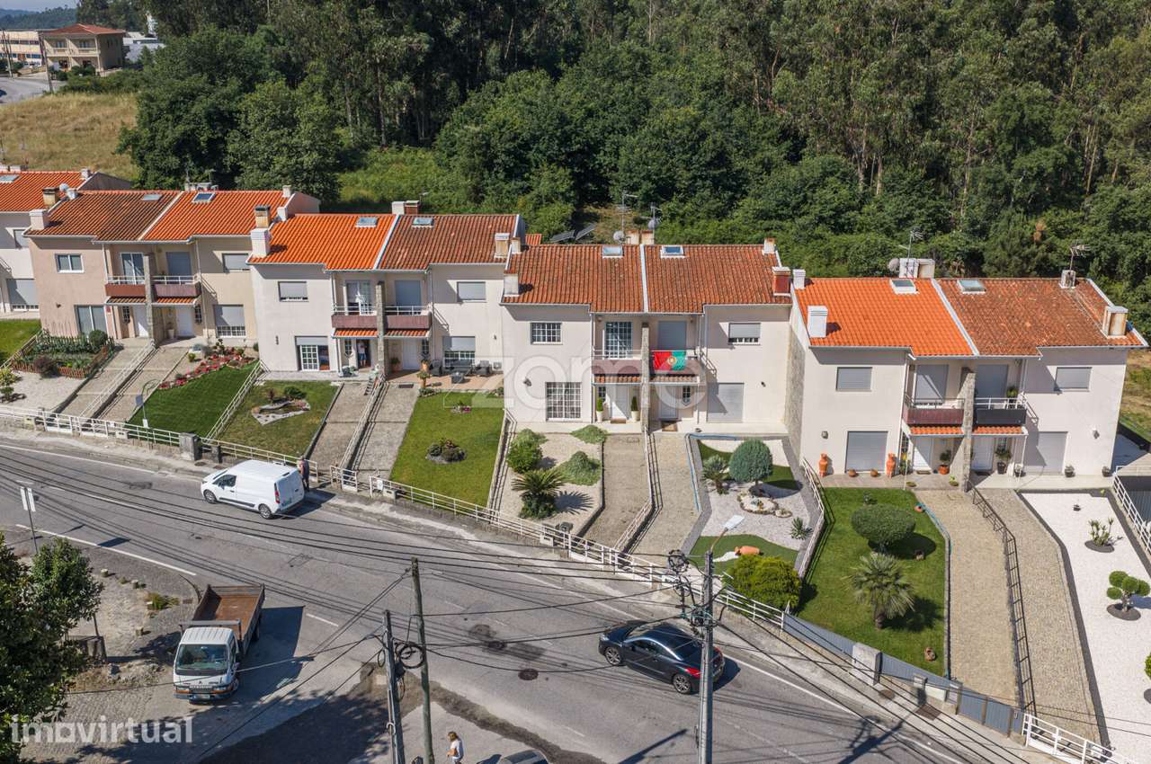 Moradia em Paços de Ferrreira-O Espaço que a Sua Família Merece - Grande imagem: 4/33