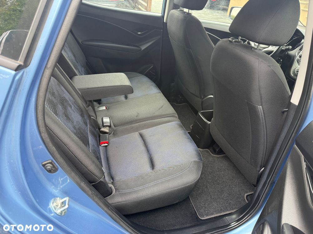 Hyundai ix20 1.6 CRDi blue Comfort - 17