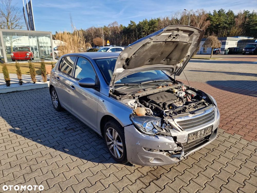 Peugeot 308 1.2 PureTech Allure S&S - 9