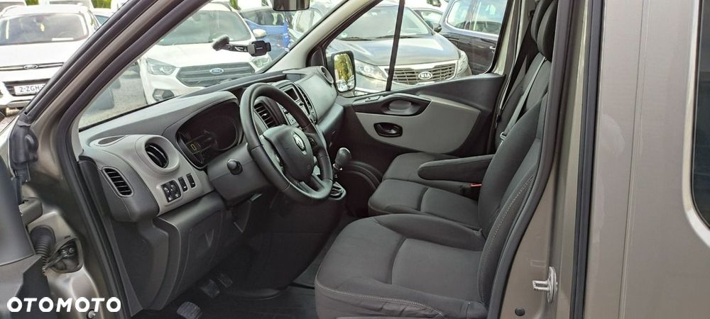 Renault Trafic - 6