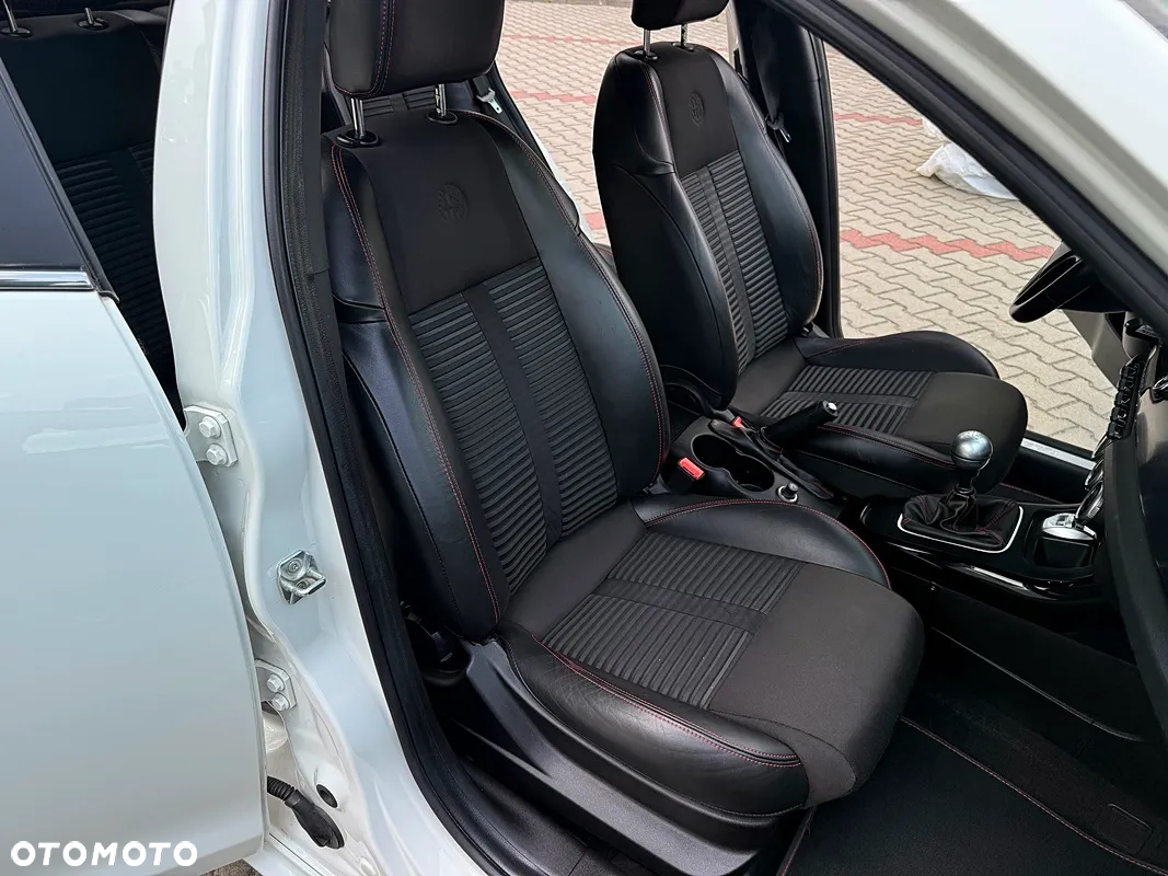 Alfa Romeo Giulietta 1.4 TB MultiAir Exclusive - 31