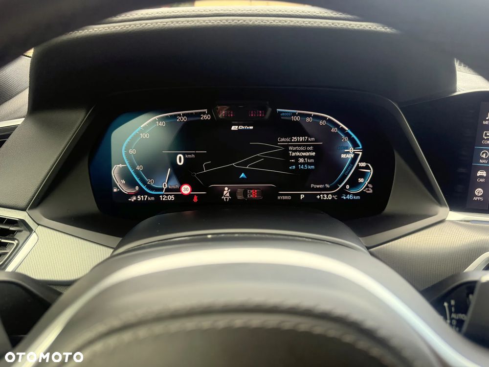 BMW X5 xDrive45e - 27