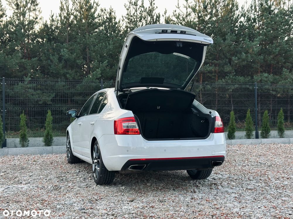Skoda Octavia 2.0 TSI (Green tec) RS - 24
