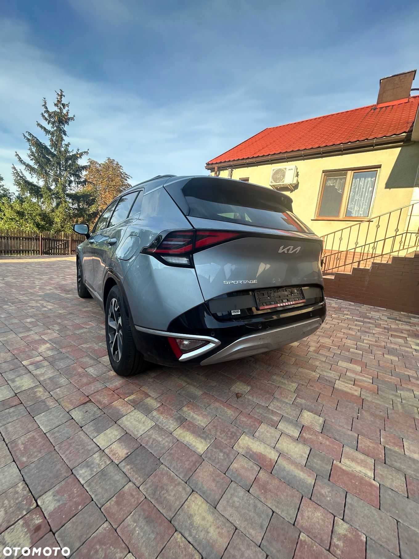 Kia Sportage 1.6 T-GDI Anniversary 2WD - 1