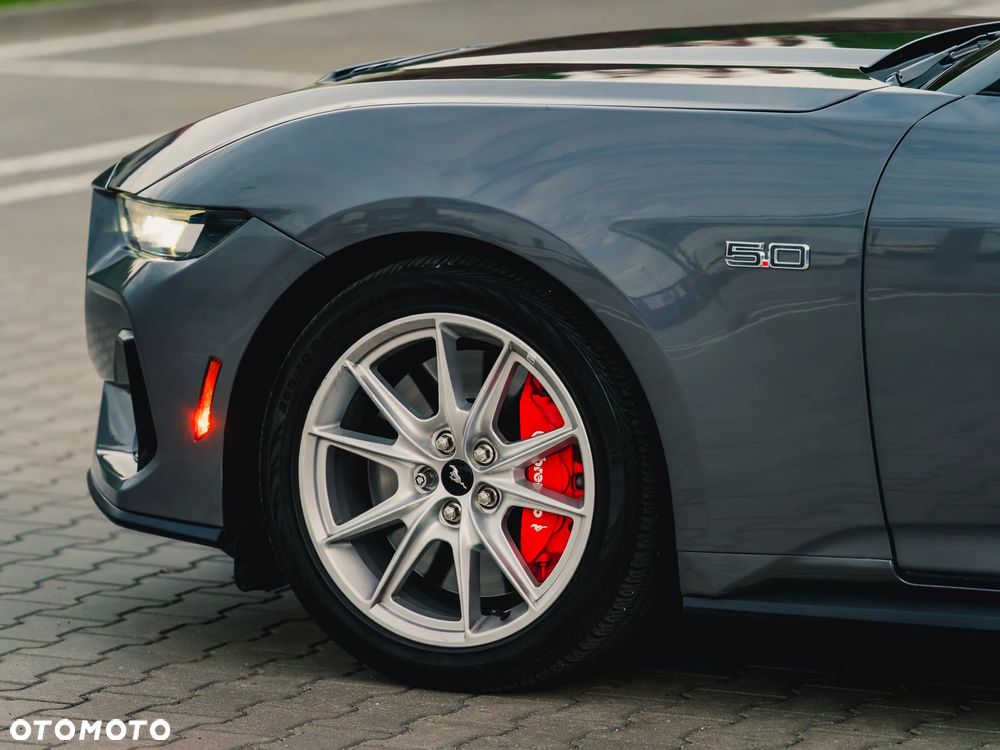 Ford Mustang - 17