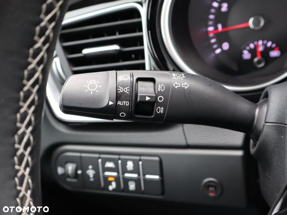 Kia ProCeed 1.5 T-GDI GT Line - 19