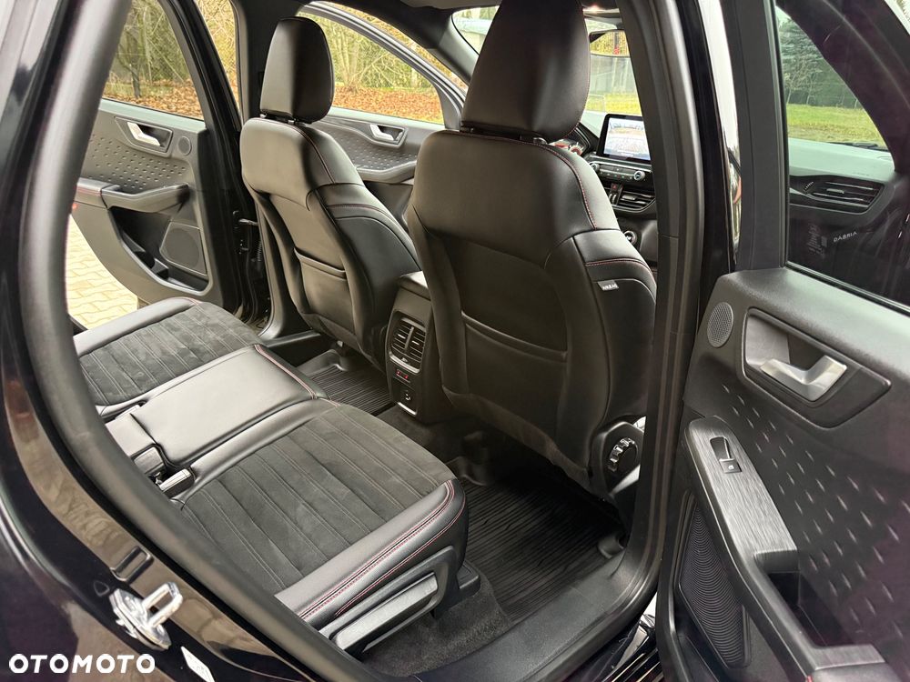 Ford Kuga 2.0 EcoBlue 4x4 ST-LINE X - 26