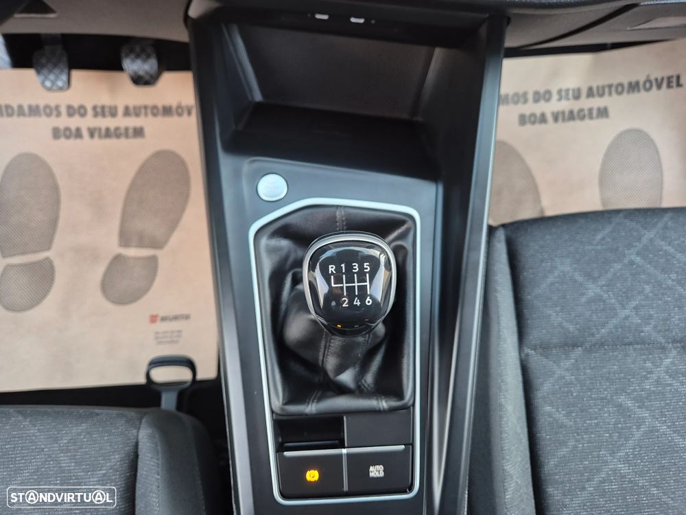 VW Golf 2.0 TDI Life - 30