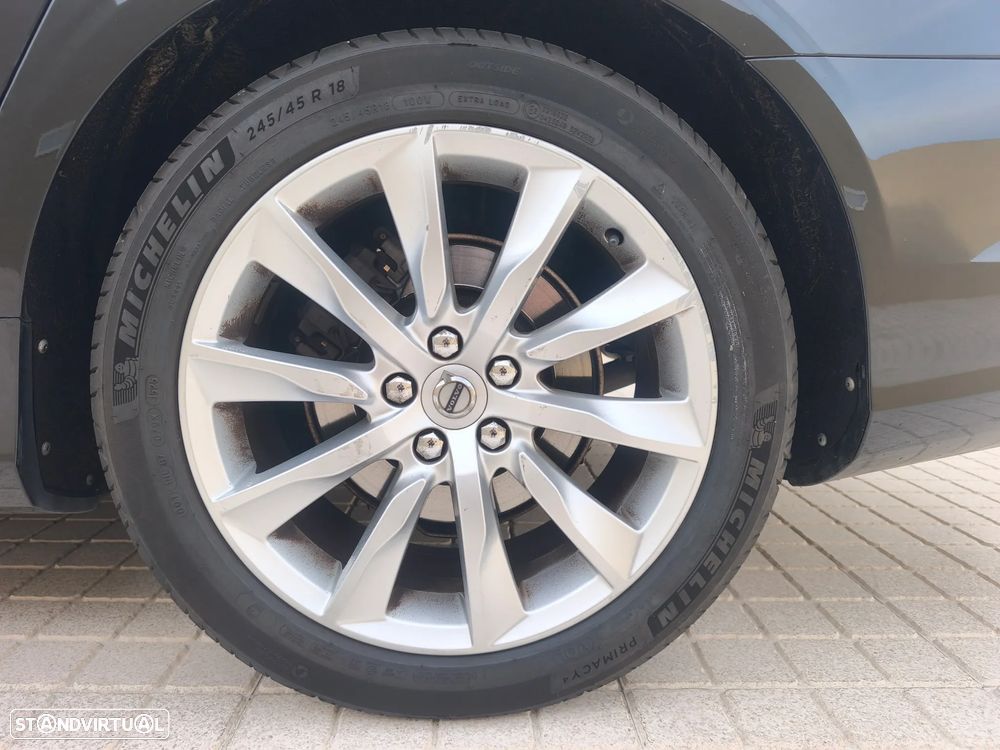 Volvo S90 2.0 D4 Momentum Geartronic - 5