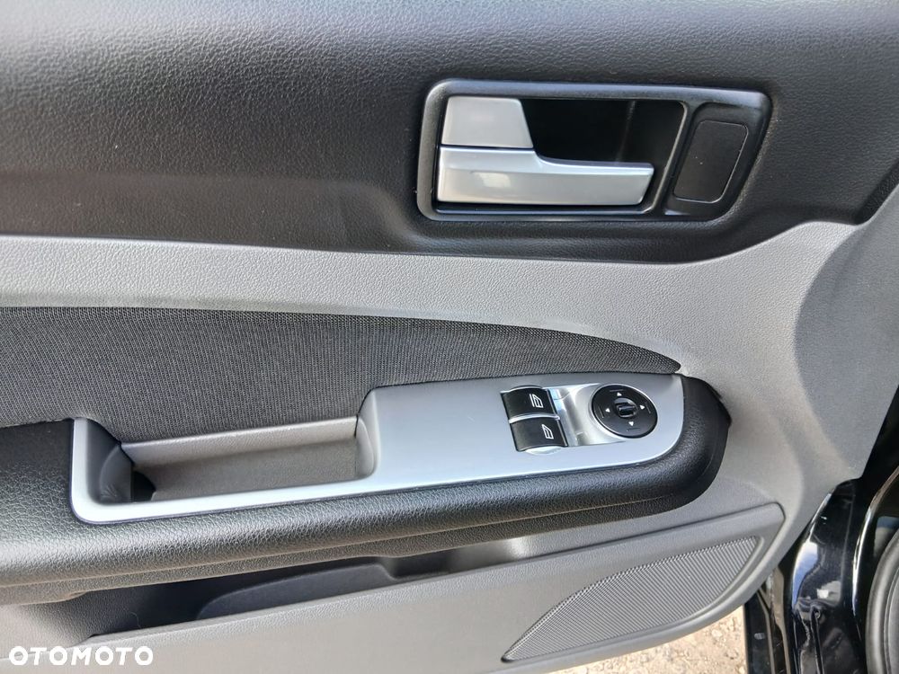 Ford Focus 1.6 16V Ambiente - 18