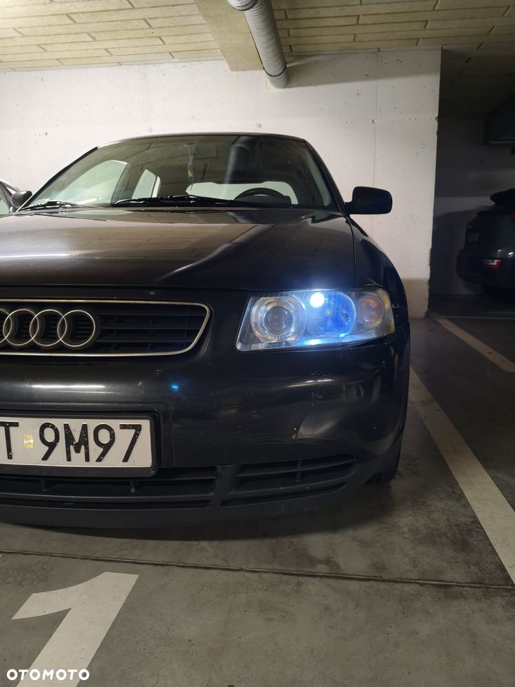 Audi A3 3-drzwiowe 1.6 Ambition - 3