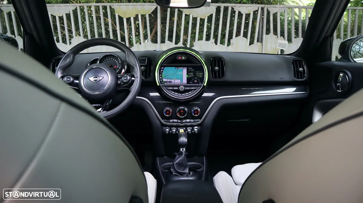 MINI Countryman Cooper SE ALL4 Auto - 36